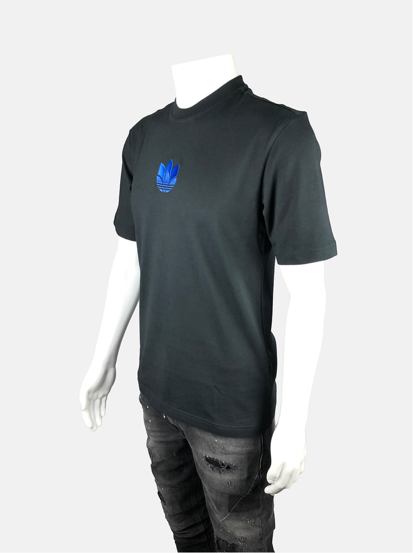 Adidas T-Shirt